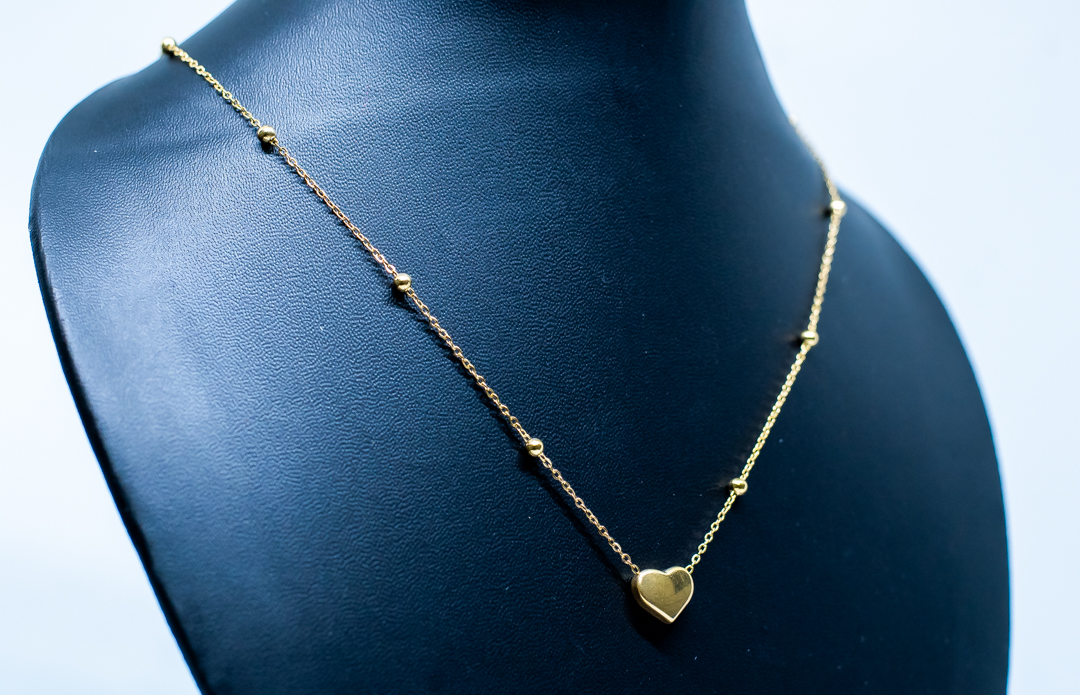 Golden Chain with Heart Shape Pendant - Image 2