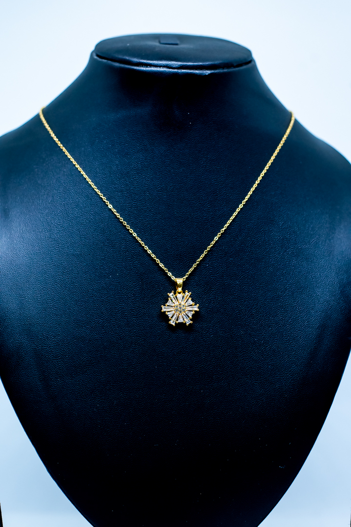 Golden Chain with Pendant with Stone - Image 3