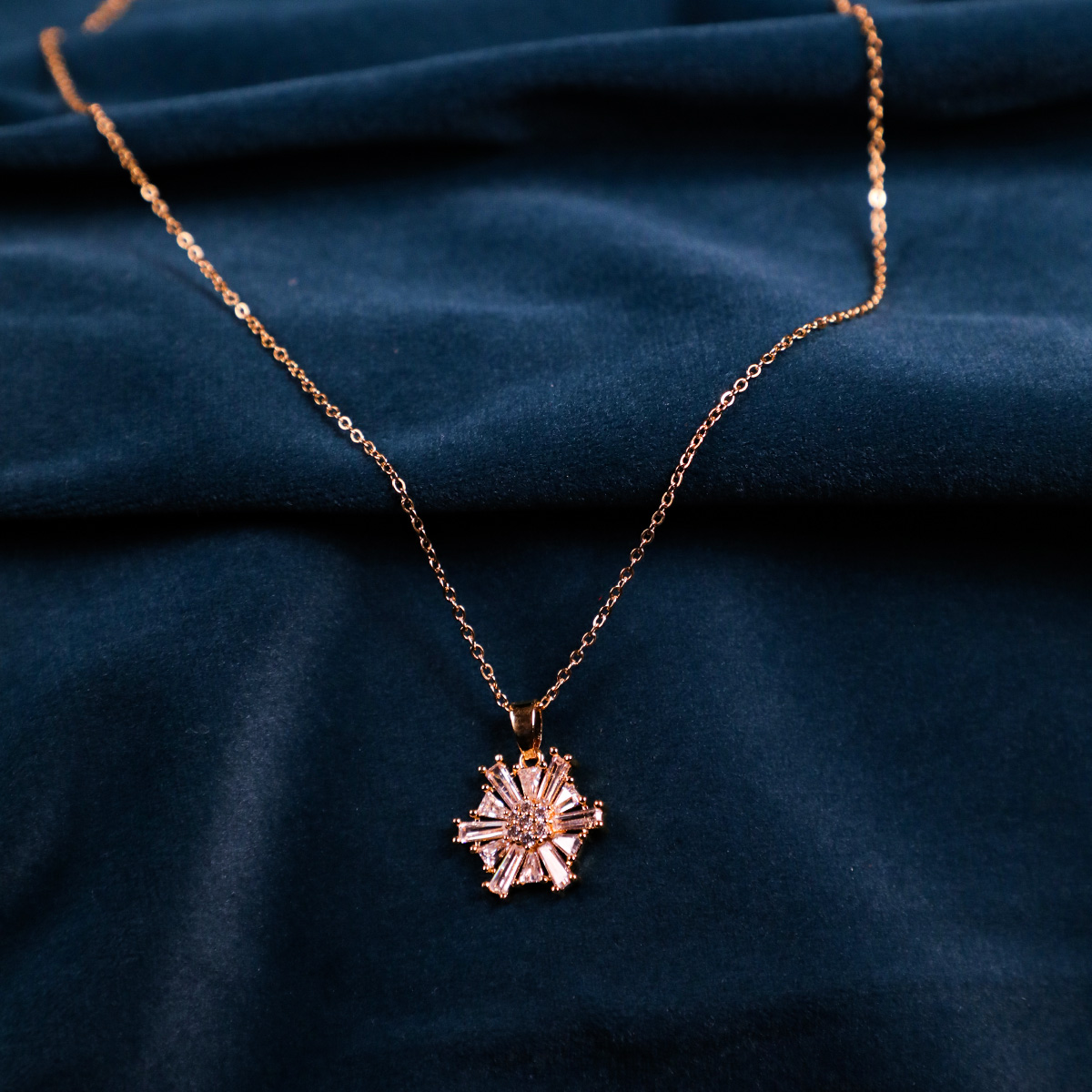 Golden Chain with Pendant with Stone - Image 4