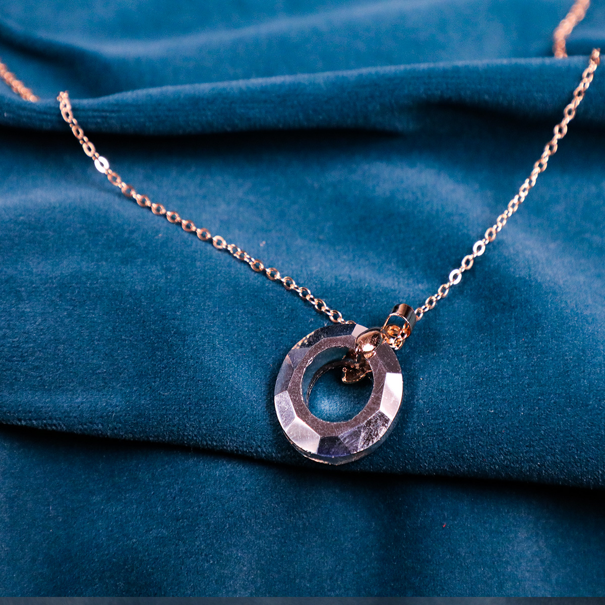 Golden Chain with Round Pendant