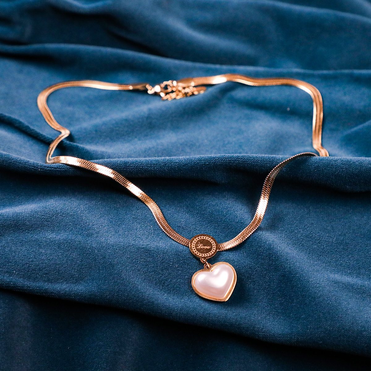 Golden Chain with White Heart Shape Pendent - Image 2